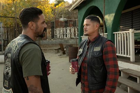 mayans mc season 5 episode 1 recap|mayans season 5 deaths.